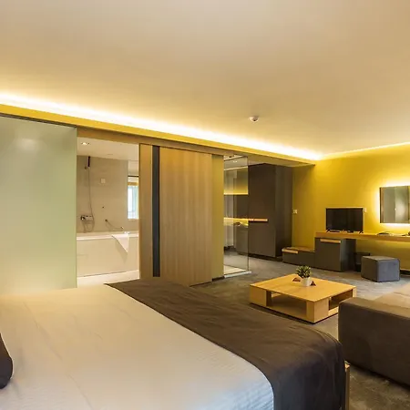 Hotel Rilets & 4*