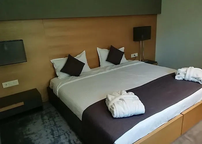 Rilets & Rila Monastery